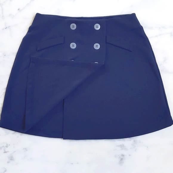 Vintage Express Polyester/Rayon/Spandex Blended Skirt with Front Buttons. - Picture 2 of 5